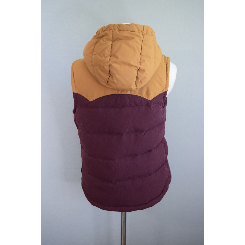 Patagonia Bivy Hooded Vest Small Burgundy Tan Down Insulated 27746 Womens Puffer - Picture 3 of 6